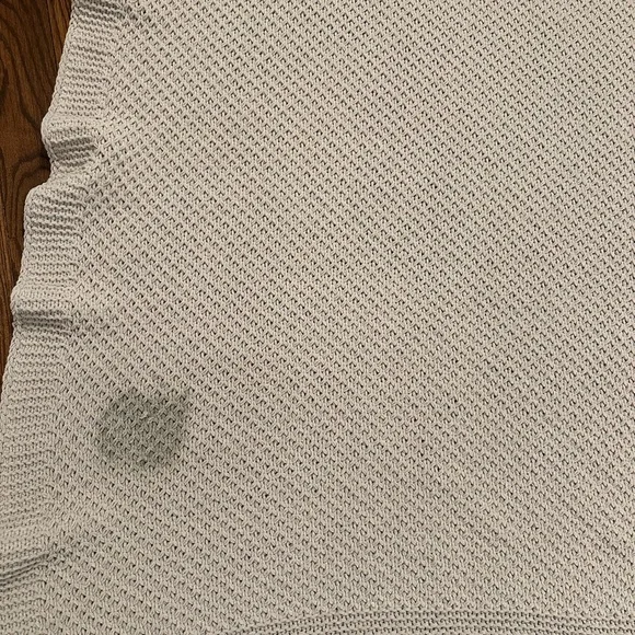 Pottery barn throw - Picture 2 of 5